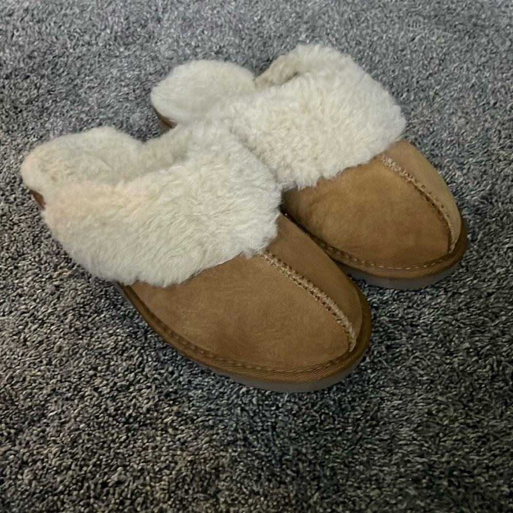 Morgan Taylor slippers size 12 women size 10 men new unused no tags